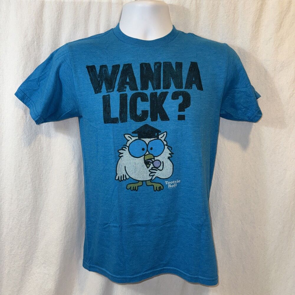 Gently Used Men’s Savvy Blue Graphic T Shirt “Wanna Lick?” Tootsie Roll Sz Small